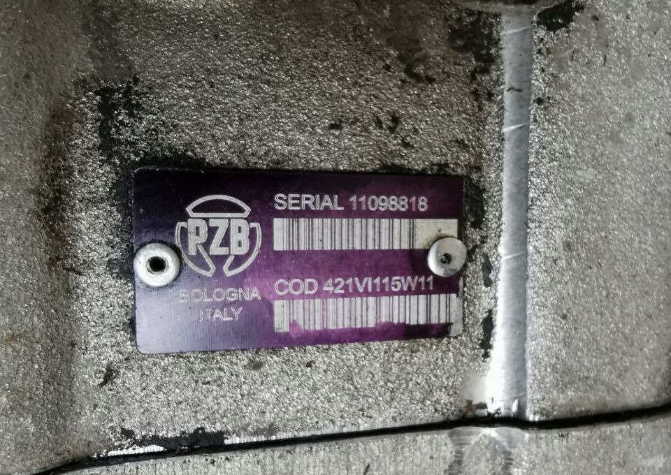 PRZYSTAWKA PTO MERCEDES ACTROS PZB 11098818 - Trasmissione per Camion: foto 4 PRZYSTAWKA PTO MERCEDES ACTROS PZB 11098818 - Trasmissione per Camion: foto 4