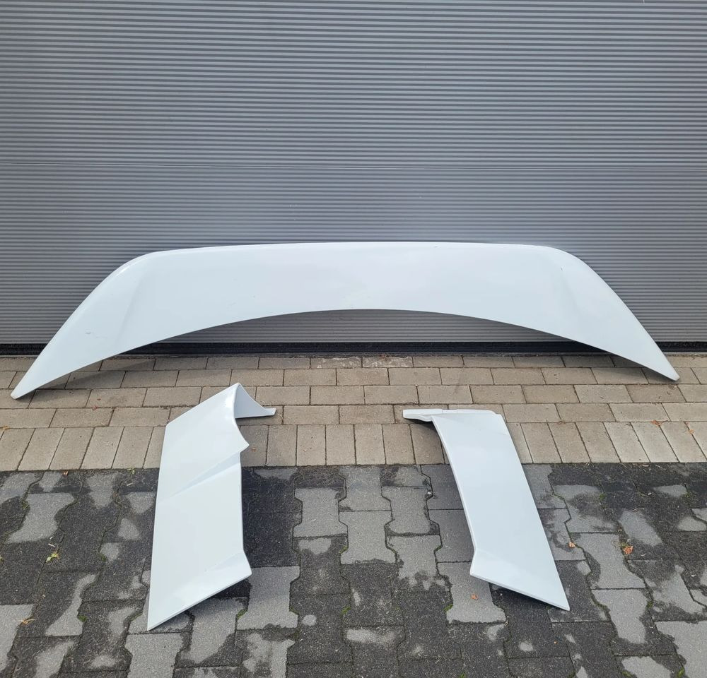 SPOJLERY ZAKABINOWE MERCEDES ACTROS MP4 KABINA GIGA .CHWALIM116 - Aero kit/ Spoiler per Camion: foto 1 SPOJLERY ZAKABINOWE MERCEDES ACTROS MP4 KABINA GIGA .CHWALIM116 - Aero kit/ Spoiler per Camion: foto 1