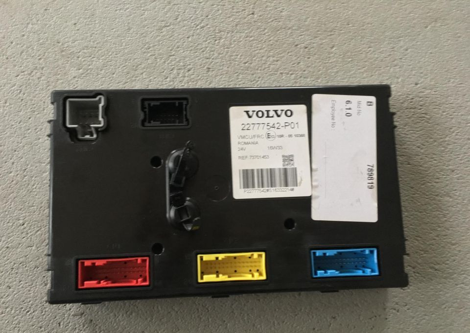 STEROWNIK KOMPUTER VOLVO 73701453 24V VMCU/FRC E13 - ECU per Camion: foto 2 STEROWNIK KOMPUTER VOLVO 73701453 24V VMCU/FRC E13 - ECU per Camion: foto 2