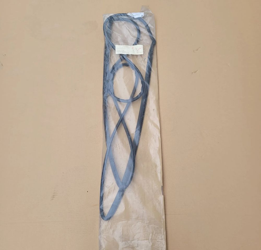 USZCZELKA NOWA ORYGINAŁ SPRINTER A9066710020 - Finestra e ricambi per Furgone: foto 1 USZCZELKA NOWA ORYGINAŁ SPRINTER A9066710020 - Finestra e ricambi per Furgone: foto 1