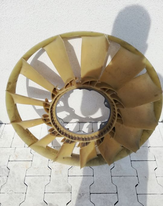 WENTYLATOR MERCEDES ACTROS MP4 A 4712050606-004 - Ventilatore per Camion: foto 2 WENTYLATOR MERCEDES ACTROS MP4 A 4712050606-004 - Ventilatore per Camion: foto 2