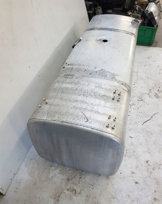 ZBIORNIK PALIWA DAF 1945568 690L 200X70X60 - Serbatoio carburante per Camion: foto 4 ZBIORNIK PALIWA DAF 1945568 690L 200X70X60 - Serbatoio carburante per Camion: foto 4