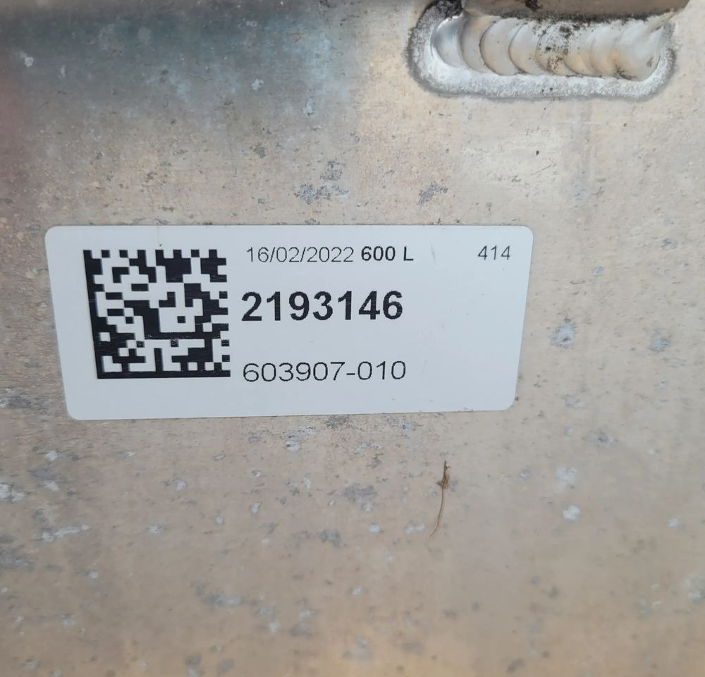 ZBIORNIK PALIWA DAF 2193146 600L 196X52X68 CHWALIM116 - Serbatoio carburante per Camion: foto 4 ZBIORNIK PALIWA DAF 2193146 600L 196X52X68 CHWALIM116 - Serbatoio carburante per Camion: foto 4