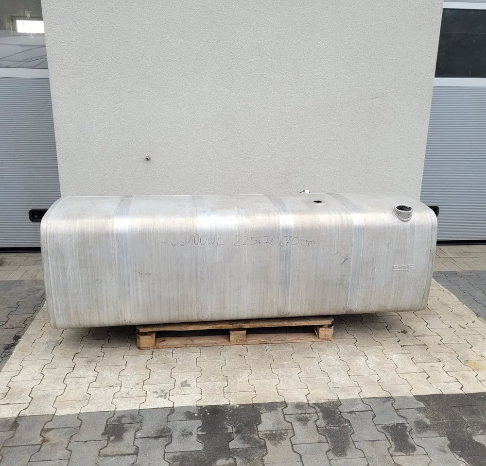 ZBIORNIK PALIWA DAF XF 1000L 225X70X70CM. - Serbatoio carburante per Camion: foto 1 ZBIORNIK PALIWA DAF XF 1000L 225X70X70CM. - Serbatoio carburante per Camion: foto 1