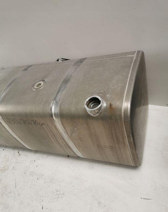 ZBIORNIK PALIWA DAF XF E6. 995L 230X70X70 - Serbatoio carburante per Camion: foto 2 ZBIORNIK PALIWA DAF XF E6. 995L 230X70X70 - Serbatoio carburante per Camion: foto 2
