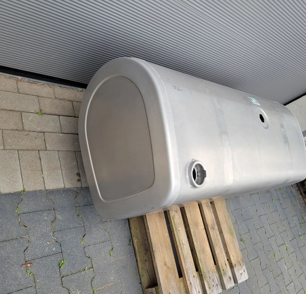 ZBIORNIK PALIWA VOLVO FH4 FH5 GAMA 150X55X68 CM 475L 22038784 CHWALIM116 - Serbatoio carburante per Camion: foto 2 ZBIORNIK PALIWA VOLVO FH4 FH5 GAMA 150X55X68 CM 475L 22038784 CHWALIM116 - Serbatoio carburante per Camion: foto 2