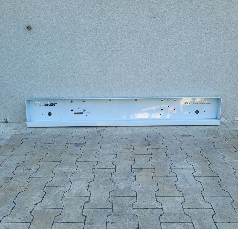 ZDERZAK RENAULT MASTER TYL Z NOWEGO AUTA. - Paraurto per Furgone: foto 1 ZDERZAK RENAULT MASTER TYL Z NOWEGO AUTA. - Paraurto per Furgone: foto 1