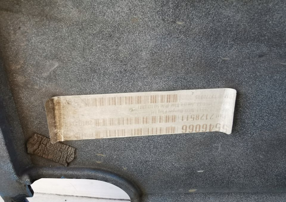 ZDERZAKA ŚRODEK SCANIA R. S. ORYGINAŁ 2128511 - Paraurto per Camion: foto 3 ZDERZAKA ŚRODEK SCANIA R. S. ORYGINAŁ 2128511 - Paraurto per Camion: foto 3