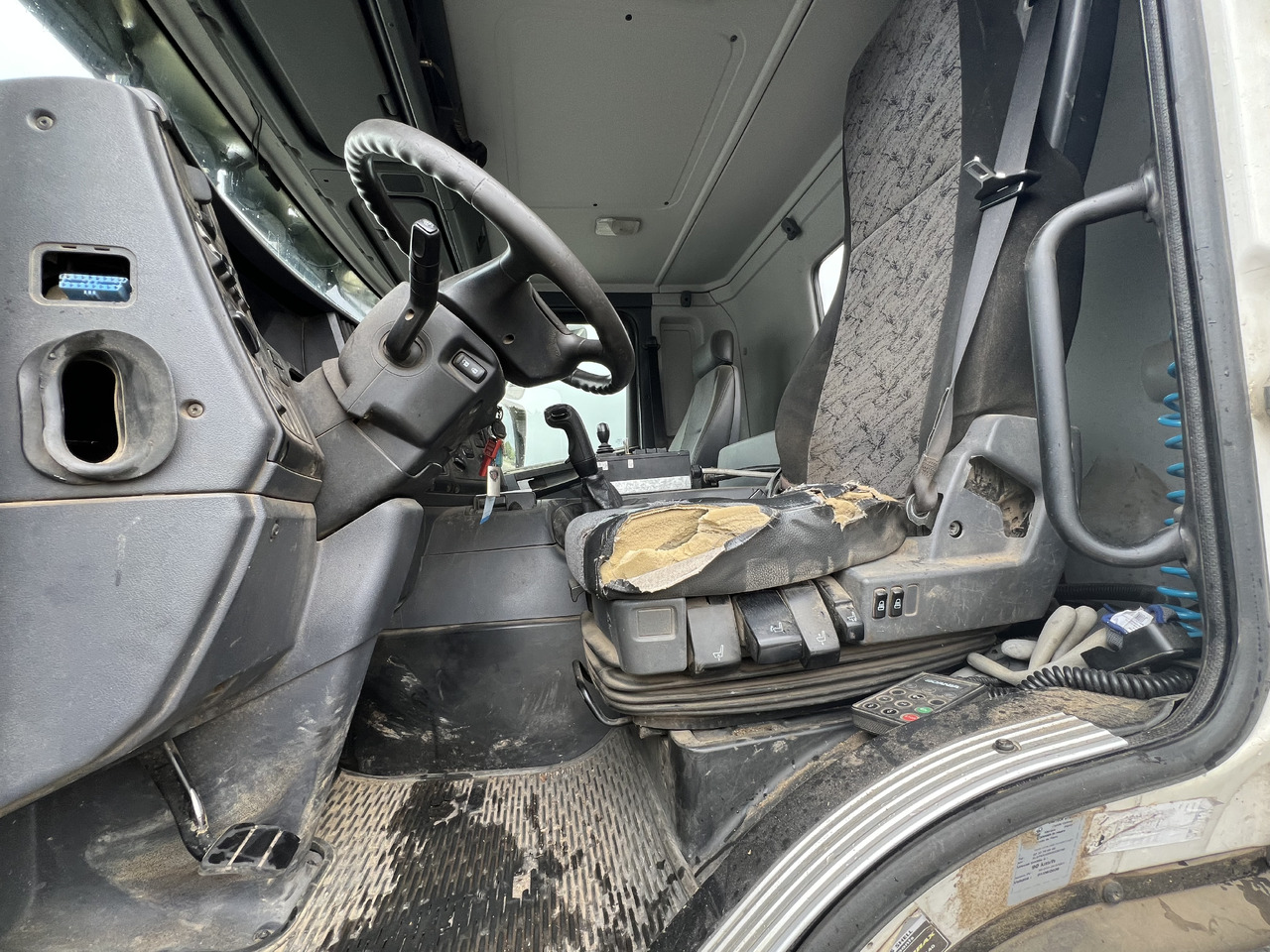 SCANIA 8x4 - Autocarro scarrabile: foto 4 SCANIA 8x4 - Autocarro scarrabile: foto 4