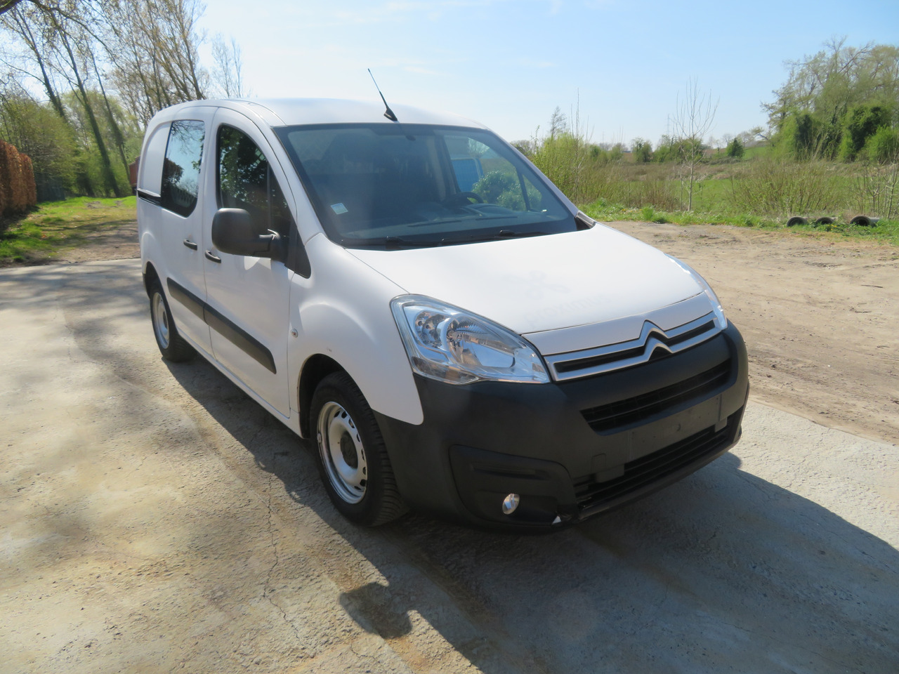 CITROËN Berlingo 1.6 BlueHDi CLUB - Furgone chiuso: foto 1 CITROËN Berlingo 1.6 BlueHDi CLUB - Furgone chiuso: foto 1