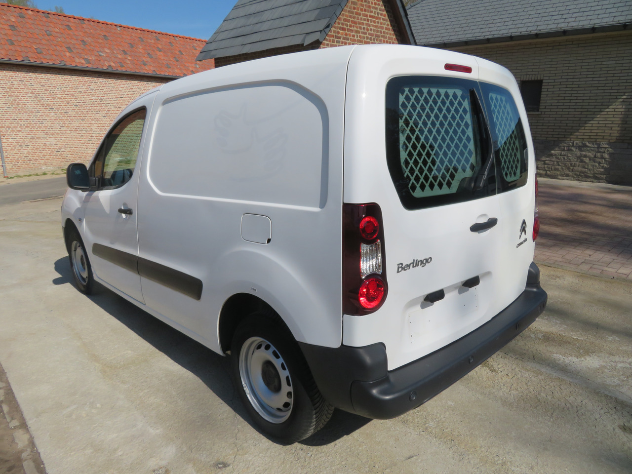CITROËN Berlingo 1.6 BlueHDi CLUB - Furgone chiuso: foto 5 CITROËN Berlingo 1.6 BlueHDi CLUB - Furgone chiuso: foto 5