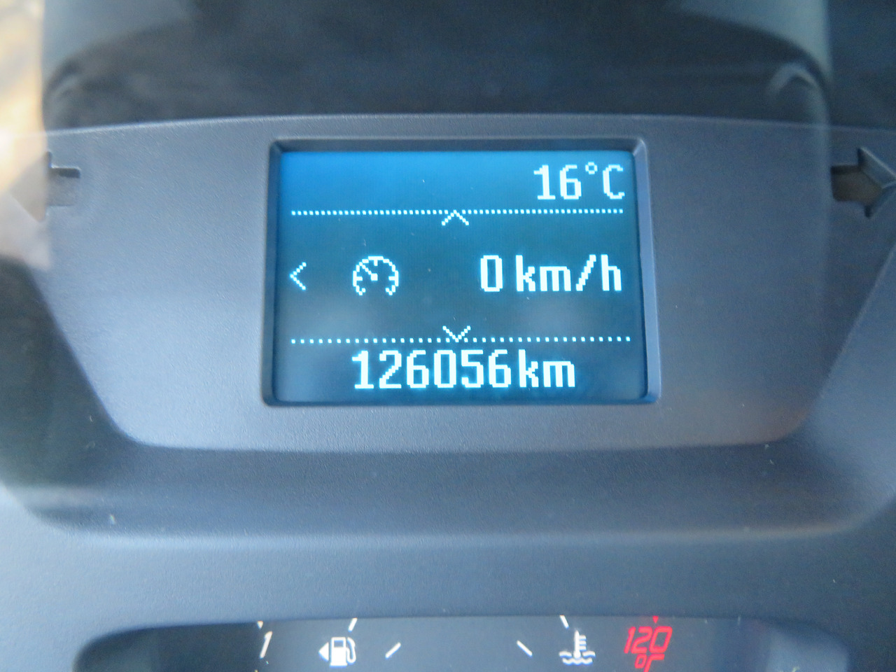 Furgone chiuso Ford Transit 2.0TDCi: foto 21
