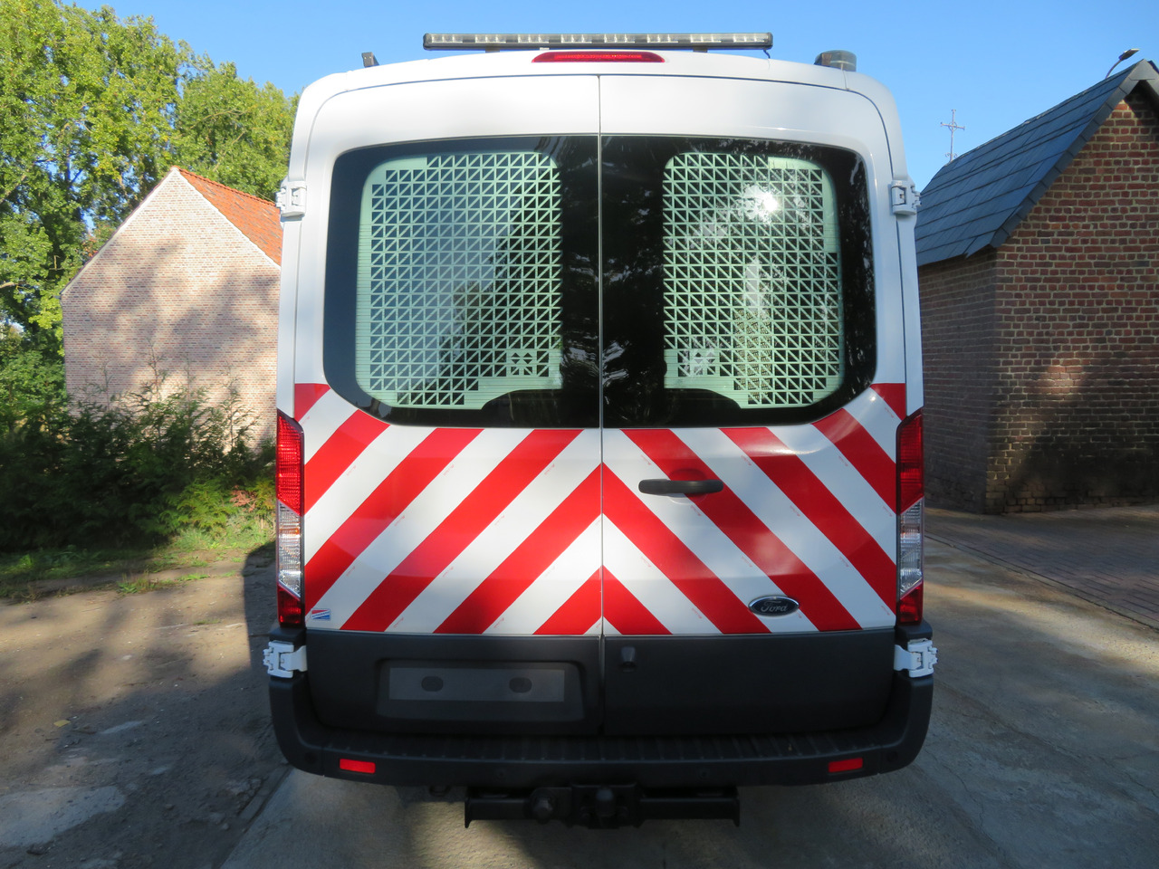 Furgone chiuso Ford Transit 2.0TDCi: foto 6