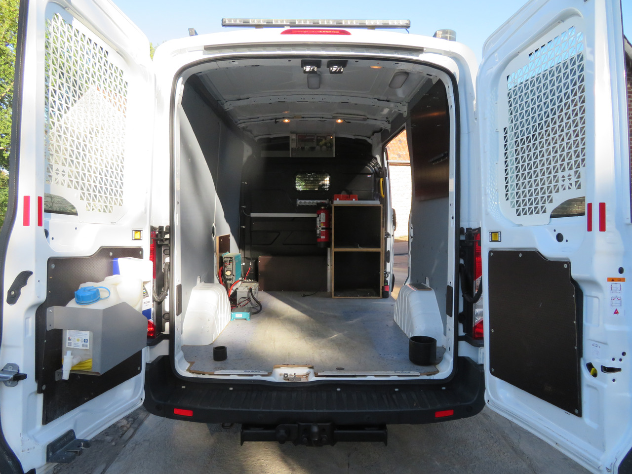 Furgone chiuso Ford Transit 2.0TDCi: foto 10