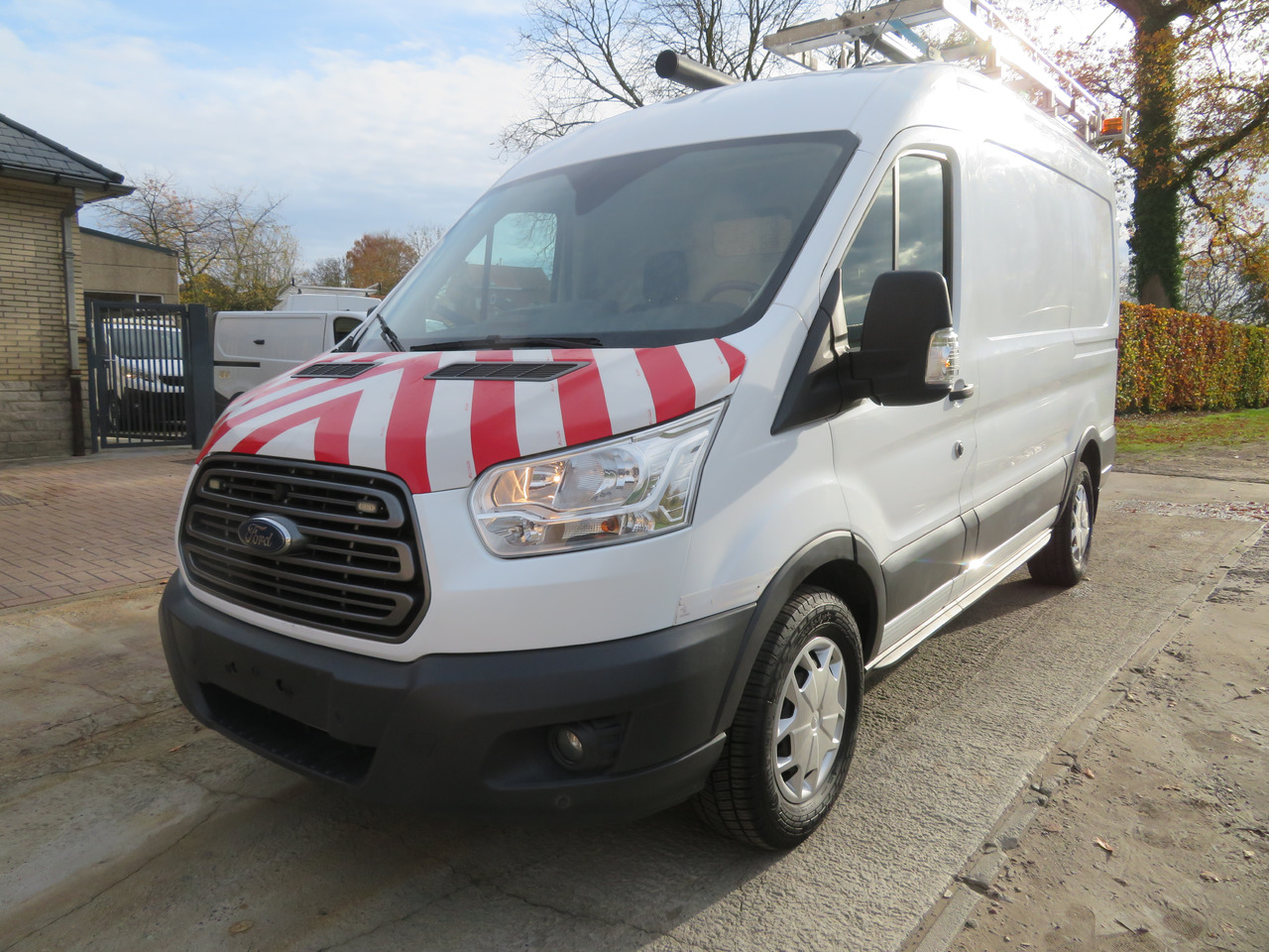 Ford Transit 2.0TDCi - L2H2 - Furgone chiuso: foto 3 Ford Transit 2.0TDCi - L2H2 - Furgone chiuso: foto 3
