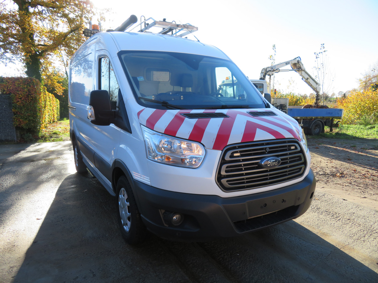 Ford Transit 2.0TDCi - L2H2 - Furgone chiuso: foto 1 Ford Transit 2.0TDCi - L2H2 - Furgone chiuso: foto 1