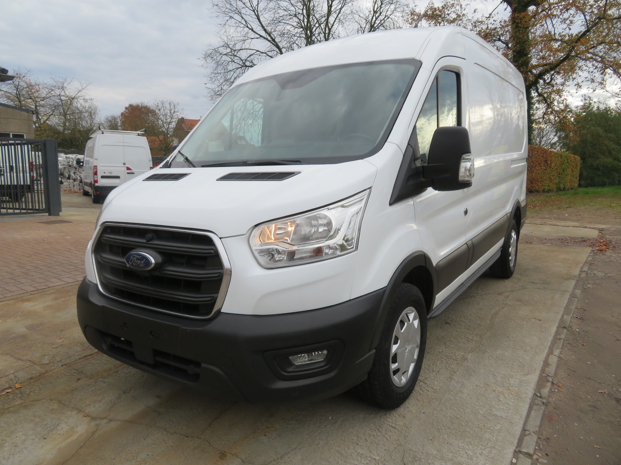 Ford Transit 2.0TDCi TREND - L2H2 - Furgone chiuso: foto 3 Ford Transit 2.0TDCi TREND - L2H2 - Furgone chiuso: foto 3