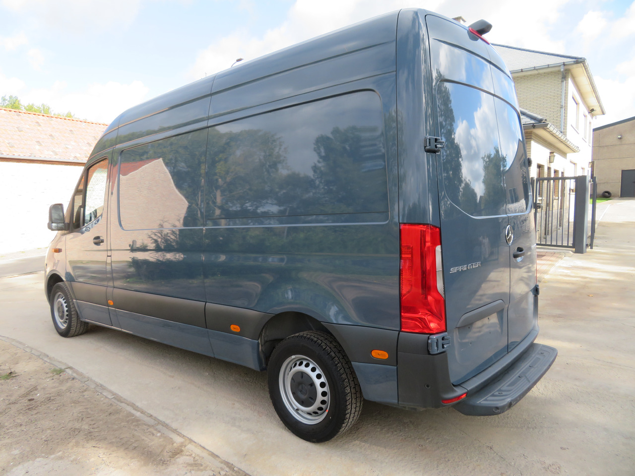 Mercedes-Benz Gesloten bestelwagen A2H2 - Furgone chiuso: foto 5 Mercedes-Benz Gesloten bestelwagen A2H2 - Furgone chiuso: foto 5