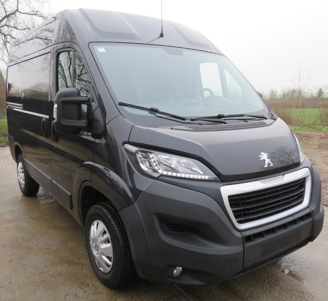 Peugeot Boxer 2.0blue HDI - Furgoncino: foto 1 Peugeot Boxer 2.0blue HDI - Furgoncino: foto 1