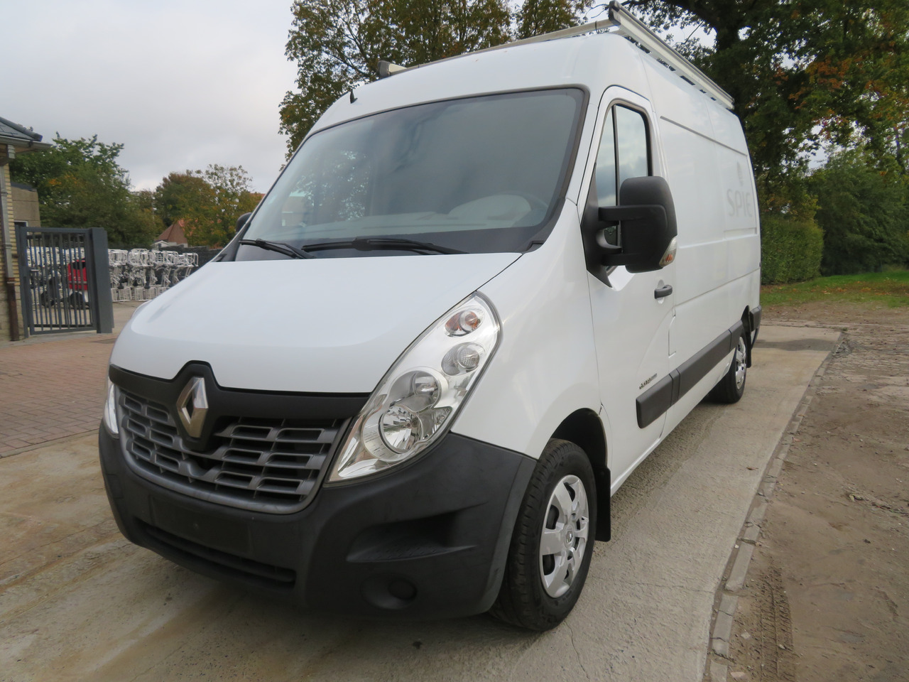 Renault Master 2.3dCi Grand Confort - L2H2 - Furgone chiuso: foto 3 Renault Master 2.3dCi Grand Confort - L2H2 - Furgone chiuso: foto 3