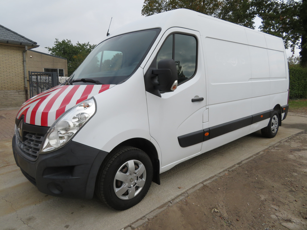 Renault Master 2.3dCi Grand Confort - L3H2 - Furgone chiuso: foto 3 Renault Master 2.3dCi Grand Confort - L3H2 - Furgone chiuso: foto 3