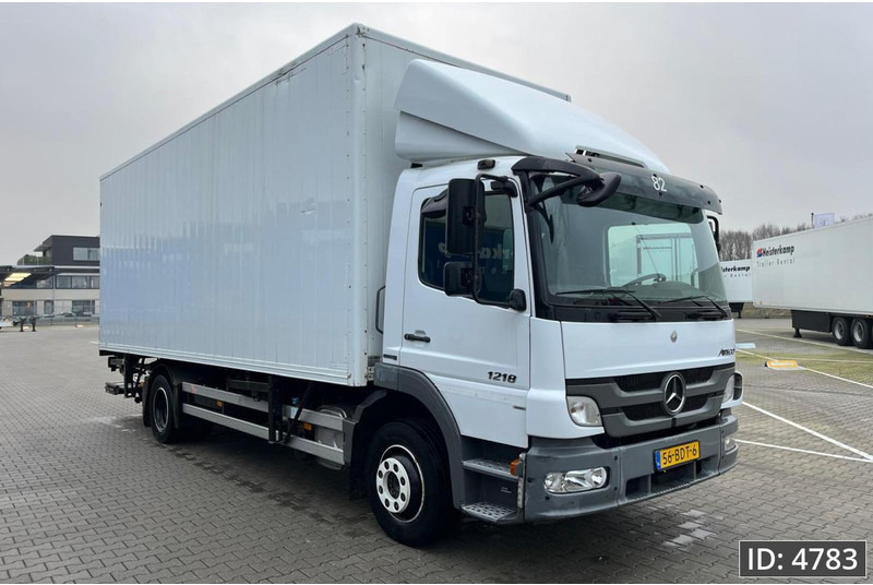 Mercedes-Benz Atego 1218 Day Cab, Euro 5, BDF / EPS automatic / standklima / DHOLLANDIA 2000KG - Autocarro portacontainer/ Caisse interchangeable: foto 4 Mercedes-Benz Atego 1218 Day Cab, Euro 5, BDF / EPS automatic / standklima / DHOLLANDIA 2000KG - Autocarro portacontainer/ Caisse interchangeable: foto 4