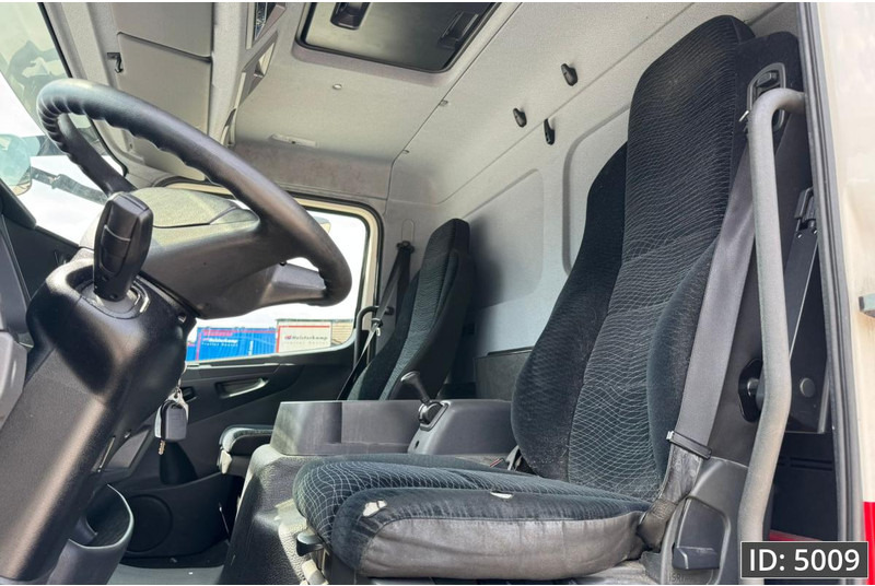 Mercedes-Benz Atego 1623 Day Cab, Euro 6, / Frigoblock / TOP condition - Autocarro frigorifero: foto 5 Mercedes-Benz Atego 1623 Day Cab, Euro 6, / Frigoblock / TOP condition - Autocarro frigorifero: foto 5