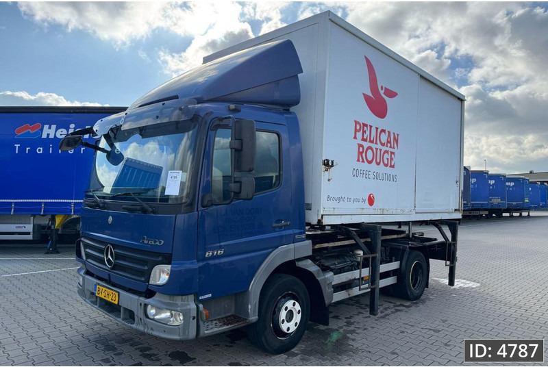 Mercedes-Benz Atego 816 Day Cab, Euro 5, BDF / EPS automatic / standklima / Hydraulic system - Autocarro portacontainer/ Caisse interchangeable: foto 2 Mercedes-Benz Atego 816 Day Cab, Euro 5, BDF / EPS automatic / standklima / Hydraulic system - Autocarro portacontainer/ Caisse interchangeable: foto 2