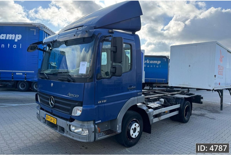 Mercedes-Benz Atego 816 Day Cab, Euro 5, BDF / EPS automatic / standklima / Hydraulic system - Autocarro portacontainer/ Caisse interchangeable: foto 1 Mercedes-Benz Atego 816 Day Cab, Euro 5, BDF / EPS automatic / standklima / Hydraulic system - Autocarro portacontainer/ Caisse interchangeable: foto 1