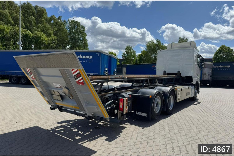Volvo FH 500 Globetrotter, Euro 6, / 6x2 / Hydraulic body / frame 7.4 m / Tail lift - Autocarro portacontainer/ Caisse interchangeable: foto 3 Volvo FH 500 Globetrotter, Euro 6, / 6x2 / Hydraulic body / frame 7.4 m / Tail lift - Autocarro portacontainer/ Caisse interchangeable: foto 3