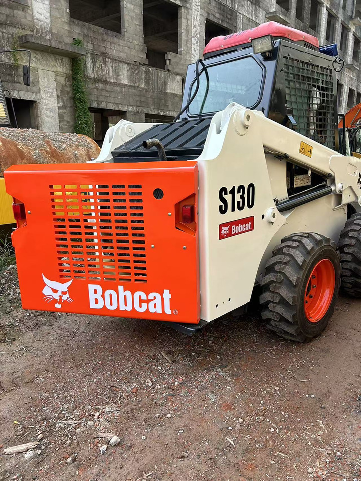 BOBCAT Skid Steer Loader S130 - Minipala: foto 3 BOBCAT Skid Steer Loader S130 - Minipala: foto 3