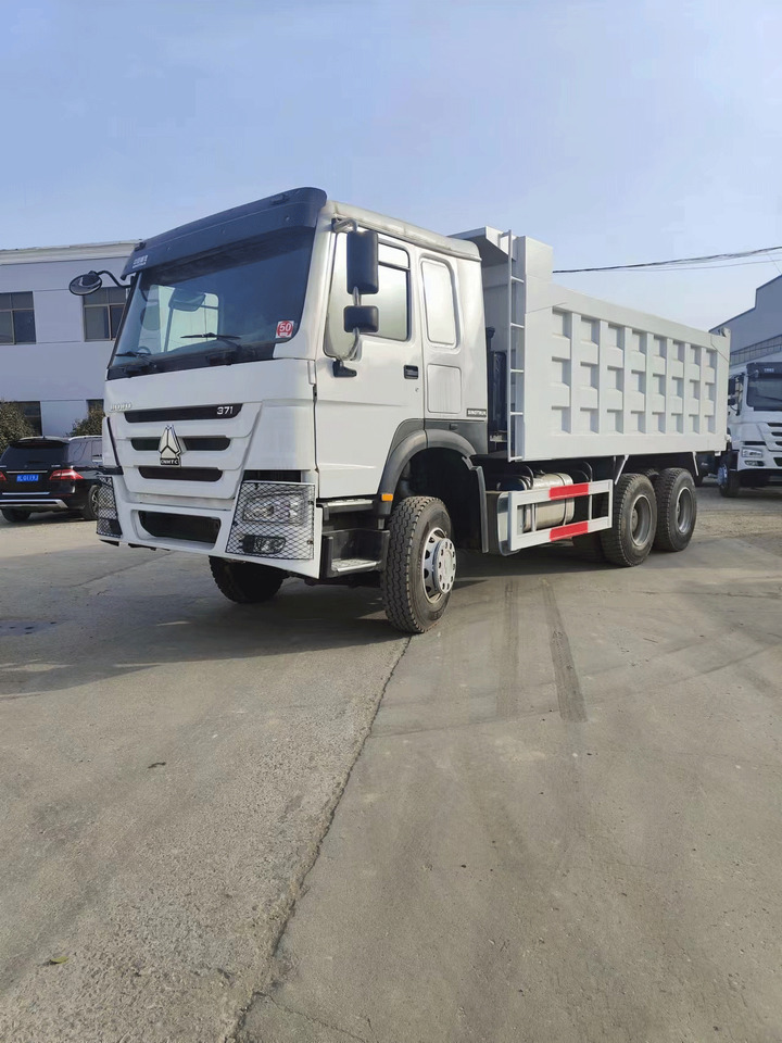 HOWO 371 Dump Truck Click for Discount - Camion: foto 1 HOWO 371 Dump Truck Click for Discount - Camion: foto 1