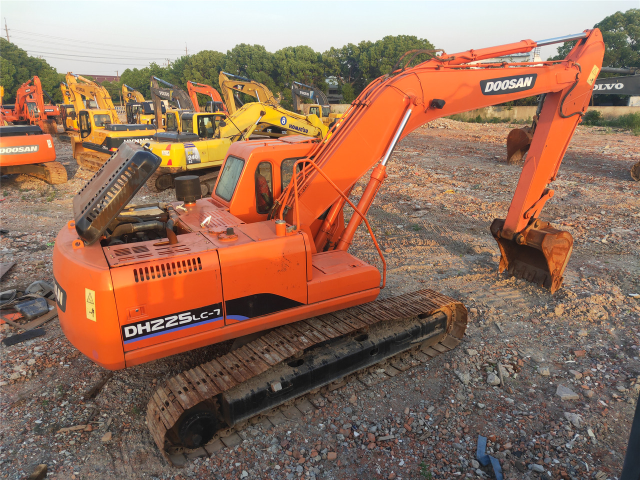 DOOSAN Crawler excavator - Escavatore cingolato: foto 1 DOOSAN Crawler excavator - Escavatore cingolato: foto 1