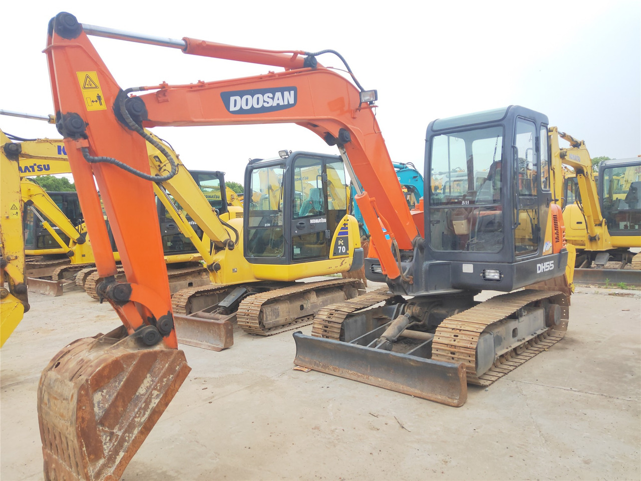 Doosan Crawler Excavator DH55 Good Condition Click for Discount - Escavatore cingolato: foto 2 Doosan Crawler Excavator DH55 Good Condition Click for Discount - Escavatore cingolato: foto 2