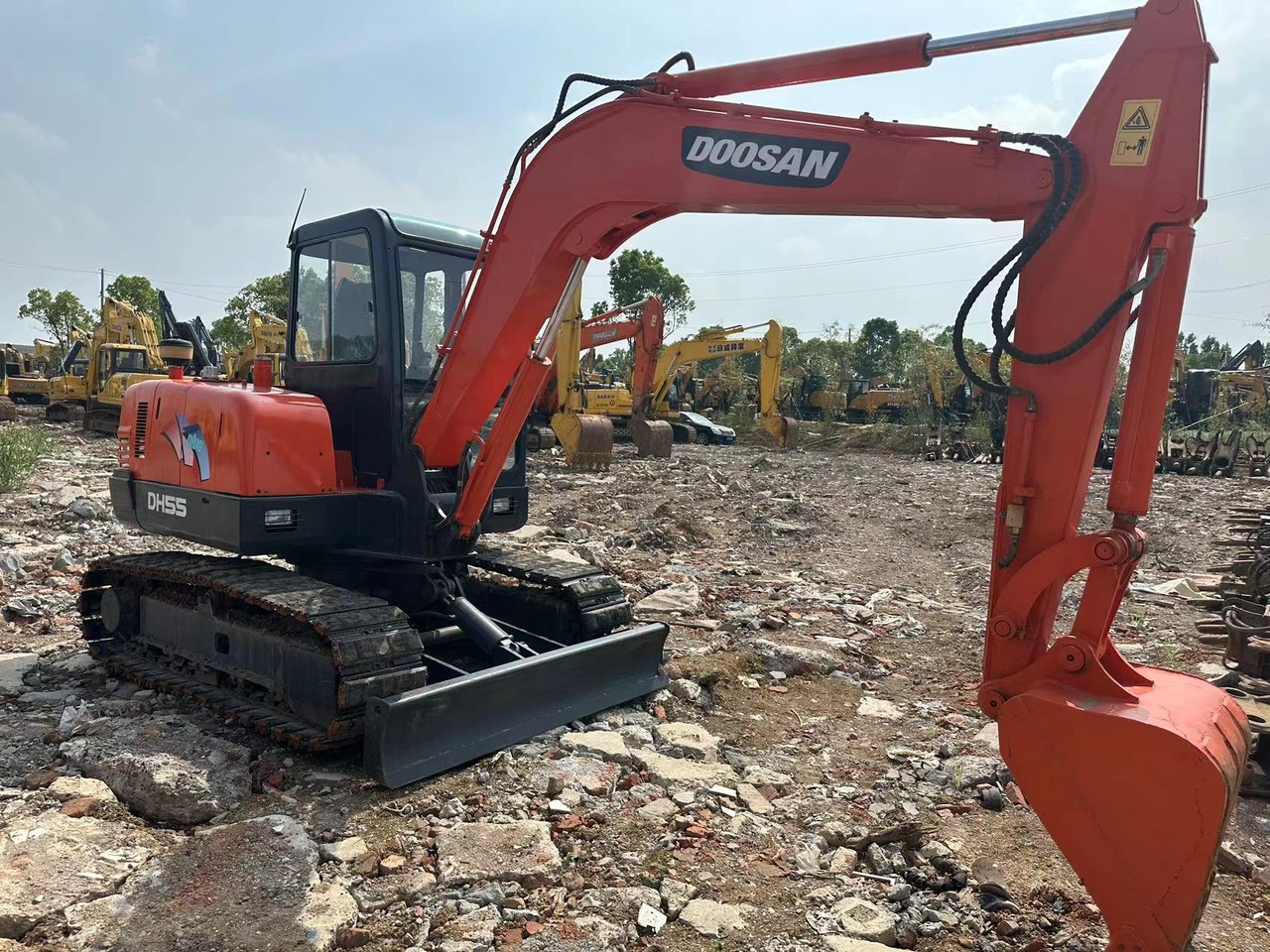 Doosan DH55 Mini Excavator Click for Discount - Miniescavatore: foto 2 Doosan DH55 Mini Excavator Click for Discount - Miniescavatore: foto 2