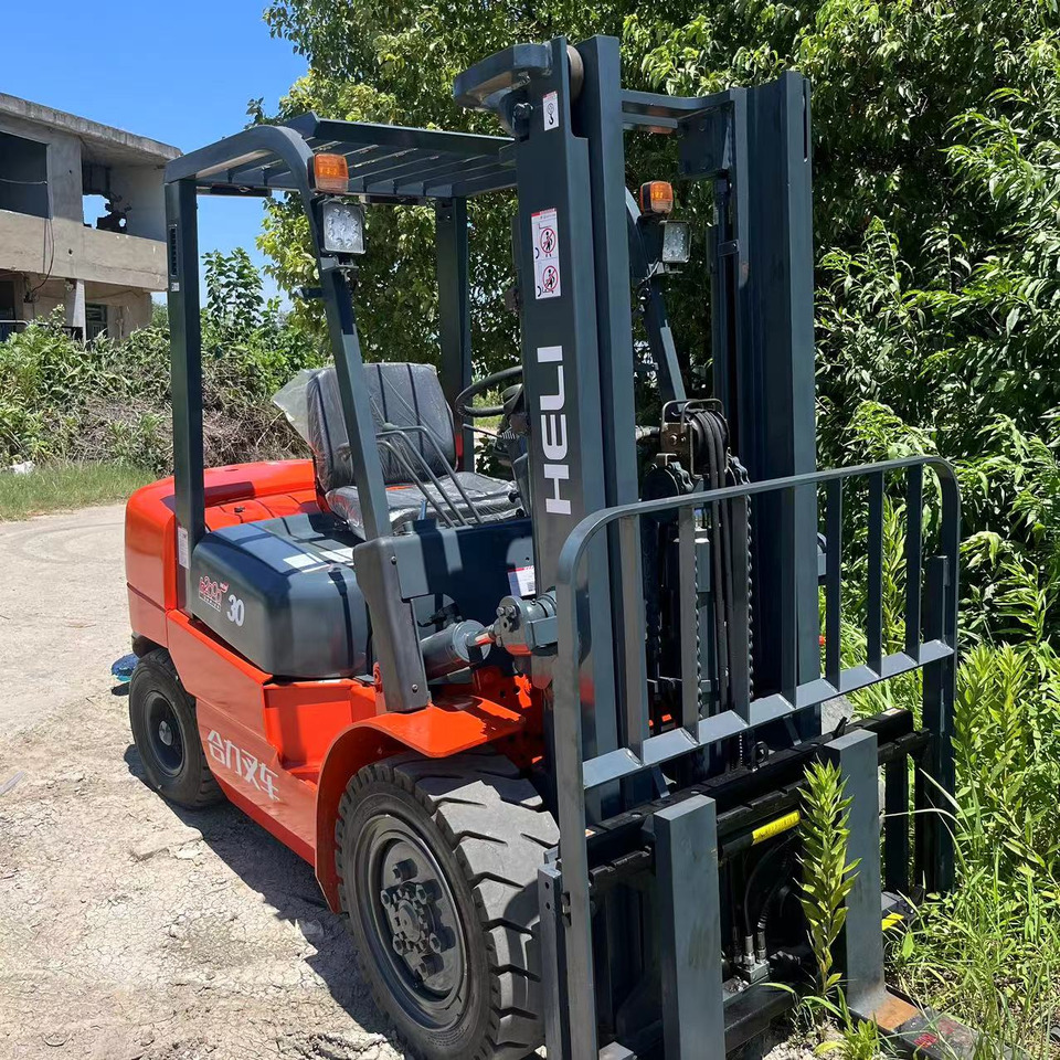 HELI Forklift 3 ton Click Here for Discount - Carrello elevatore diesel: foto 3 HELI Forklift 3 ton Click Here for Discount - Carrello elevatore diesel: foto 3