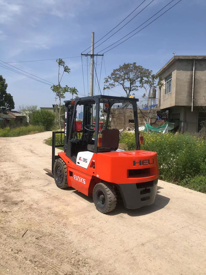 HELI K35 Forklift Click Here for Discount - Carrello elevatore diesel: foto 1 HELI K35 Forklift Click Here for Discount - Carrello elevatore diesel: foto 1