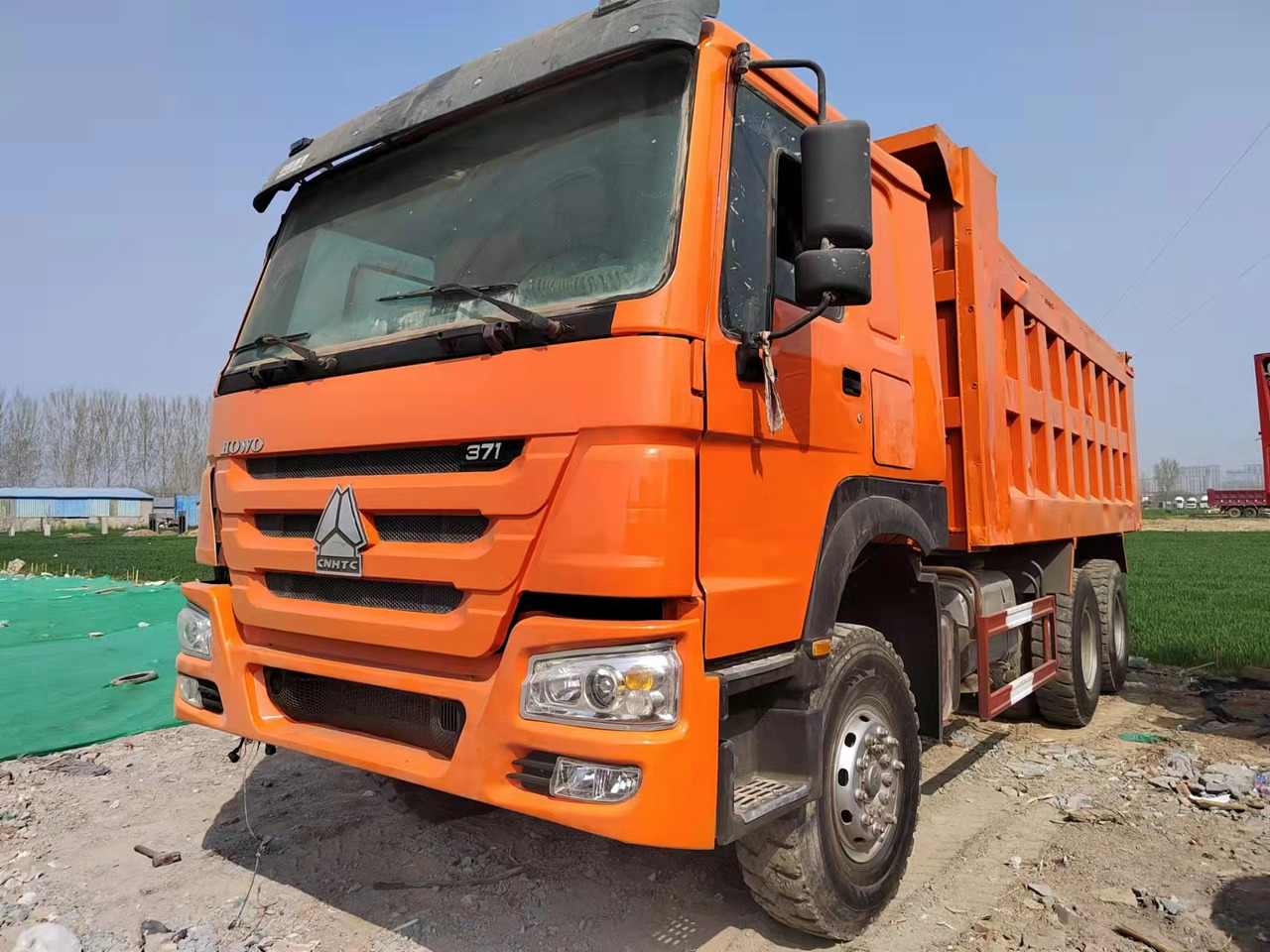 HOWO 371 Dump Truck 6*4 CLick here for Discount - Autocarro ribaltabile: foto 2 HOWO 371 Dump Truck 6*4 CLick here for Discount - Autocarro ribaltabile: foto 2