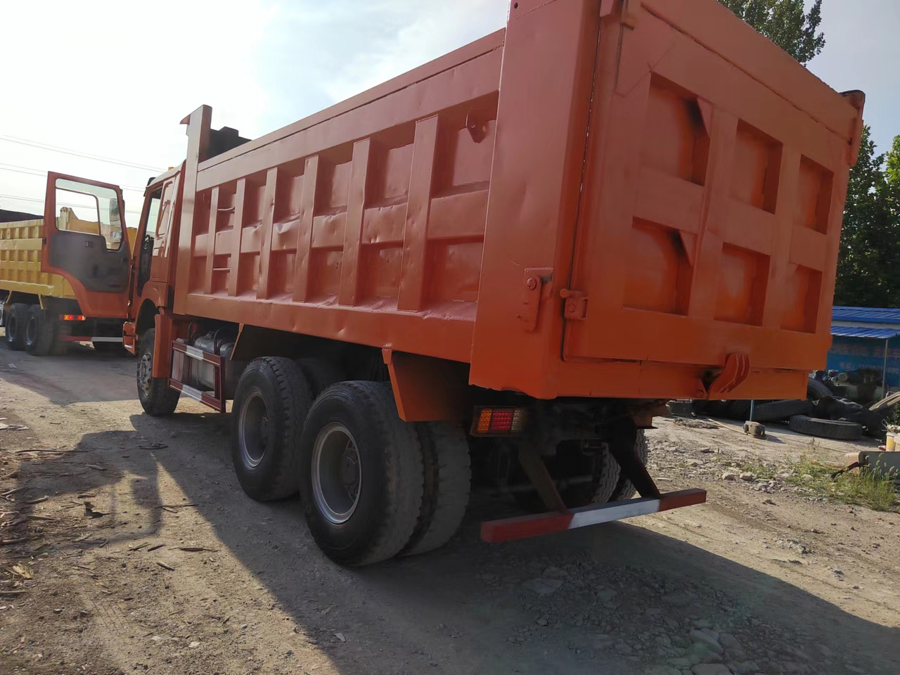 HOWO 371 Dump Truck 6*4 CLick here for Discount - Autocarro ribaltabile: foto 5 HOWO 371 Dump Truck 6*4 CLick here for Discount - Autocarro ribaltabile: foto 5