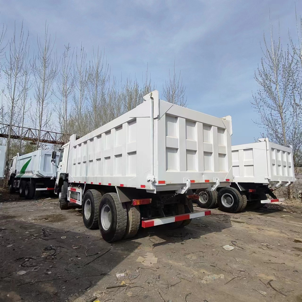 HOWO 371HP Dump Truck Click for Discount - Autocarro ribaltabile: foto 5 HOWO 371HP Dump Truck Click for Discount - Autocarro ribaltabile: foto 5