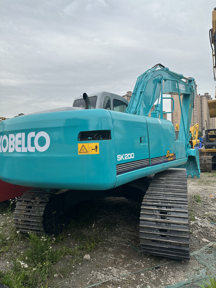 Hitachi Excavator SK200 Click for Discount - Escavatore cingolato: foto 4 Hitachi Excavator SK200 Click for Discount - Escavatore cingolato: foto 4