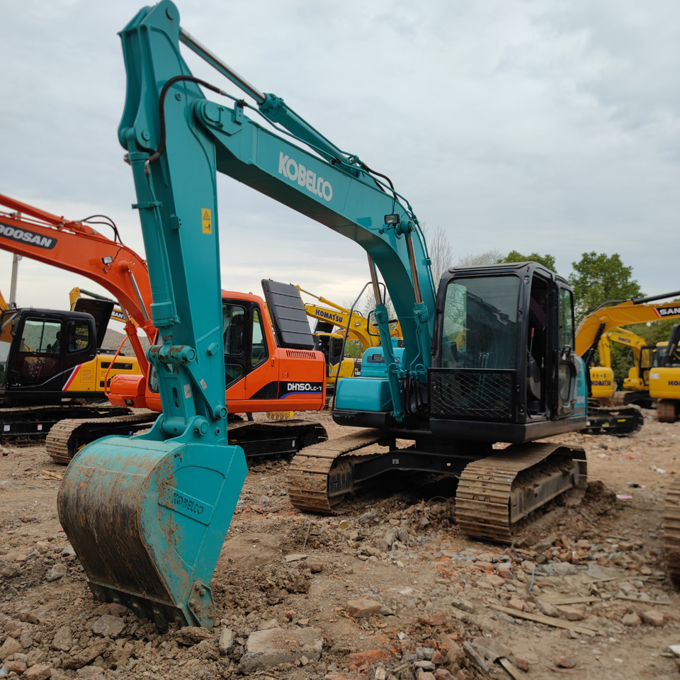 KOBELCO SK140 - Escavatore cingolato: foto 1 KOBELCO SK140 - Escavatore cingolato: foto 1