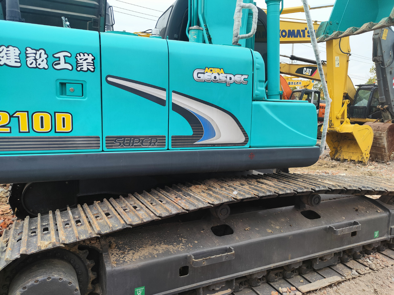 KOBELCO SK210D - Escavatore cingolato: foto 4 KOBELCO SK210D - Escavatore cingolato: foto 4