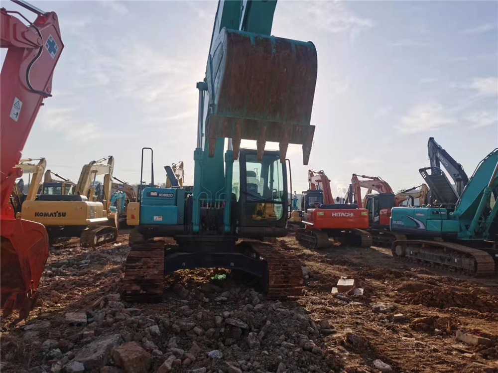 KOBELCO SK250-8 - Escavatore cingolato: foto 3 KOBELCO SK250-8 - Escavatore cingolato: foto 3