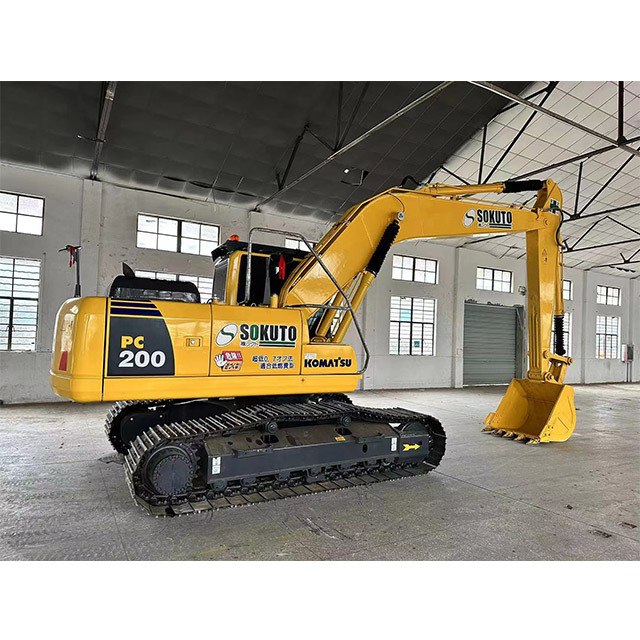 KOMATSU Excavator PC 200-8 Earn More Burn Less - Escavatore: foto 1 KOMATSU Excavator PC 200-8 Earn More Burn Less - Escavatore: foto 1