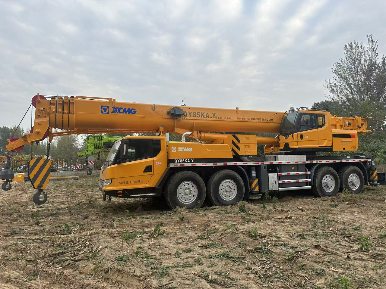 XCMG Crane QY85KAY - Macchina da cantiere: foto 1 XCMG Crane QY85KAY - Macchina da cantiere: foto 1