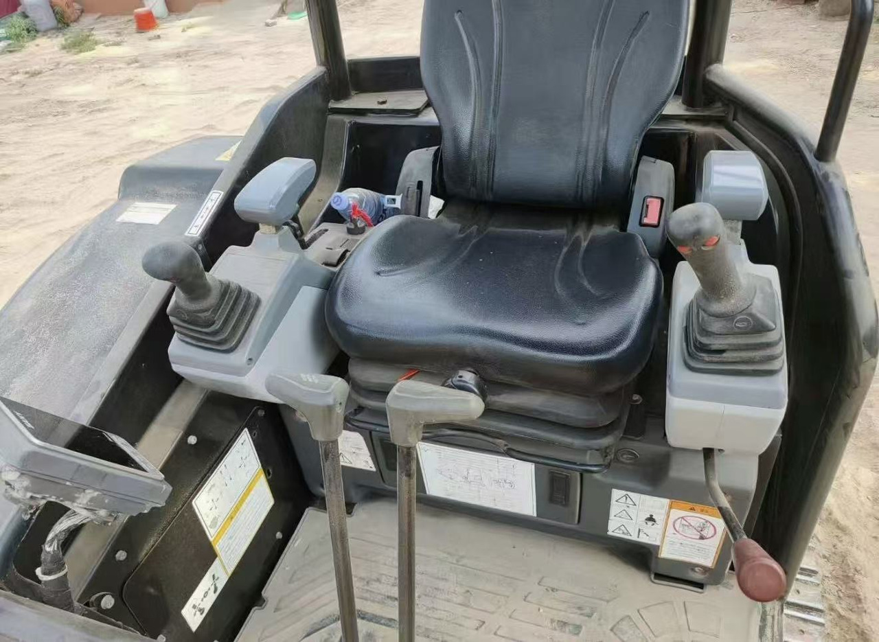 SANY SY26U Mini Excavator Click for Discount - Miniescavatore: foto 4 SANY SY26U Mini Excavator Click for Discount - Miniescavatore: foto 4