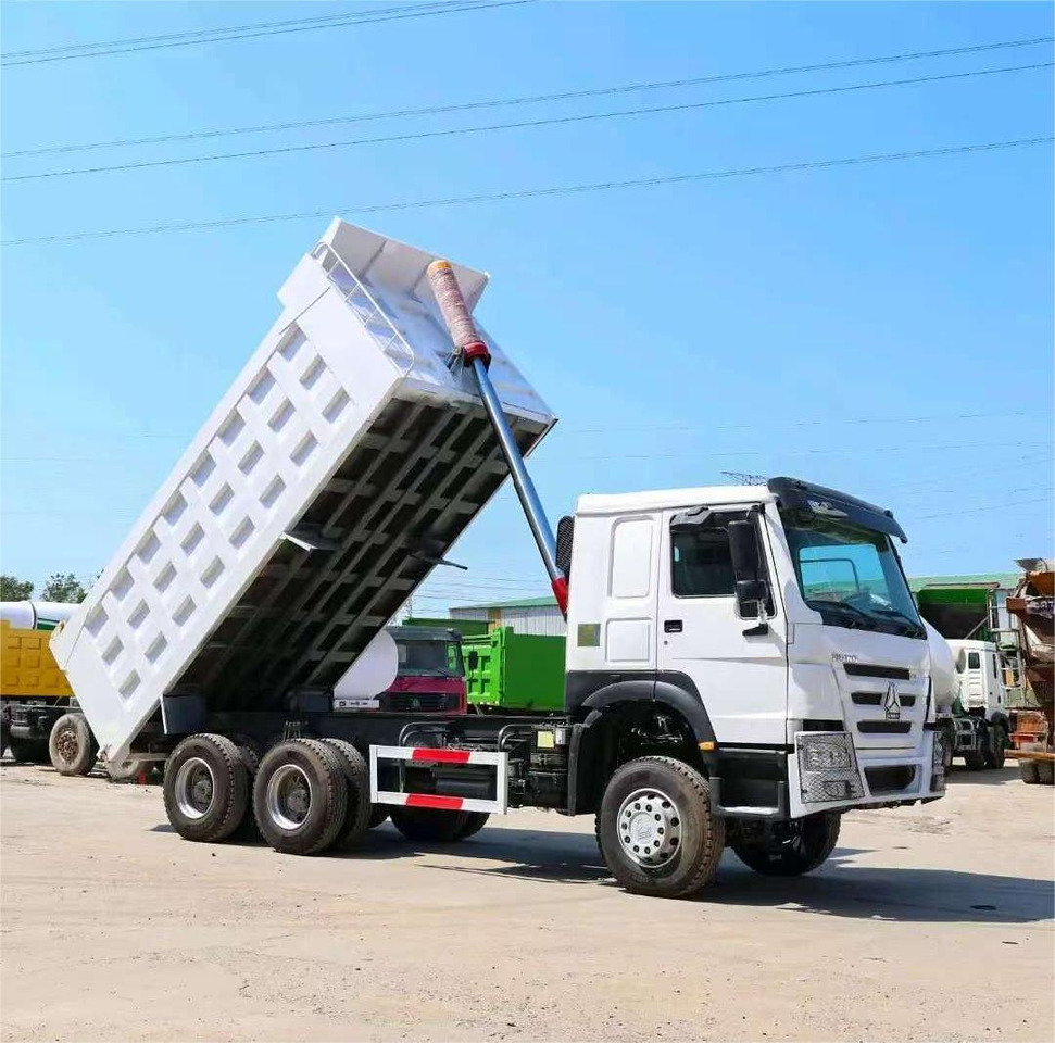 SINOTRUK HOWO 371 6X4 CLICK HERE FOR DISCOUNT - Autocarro ribaltabile: foto 2 SINOTRUK HOWO 371 6X4 CLICK HERE FOR DISCOUNT - Autocarro ribaltabile: foto 2