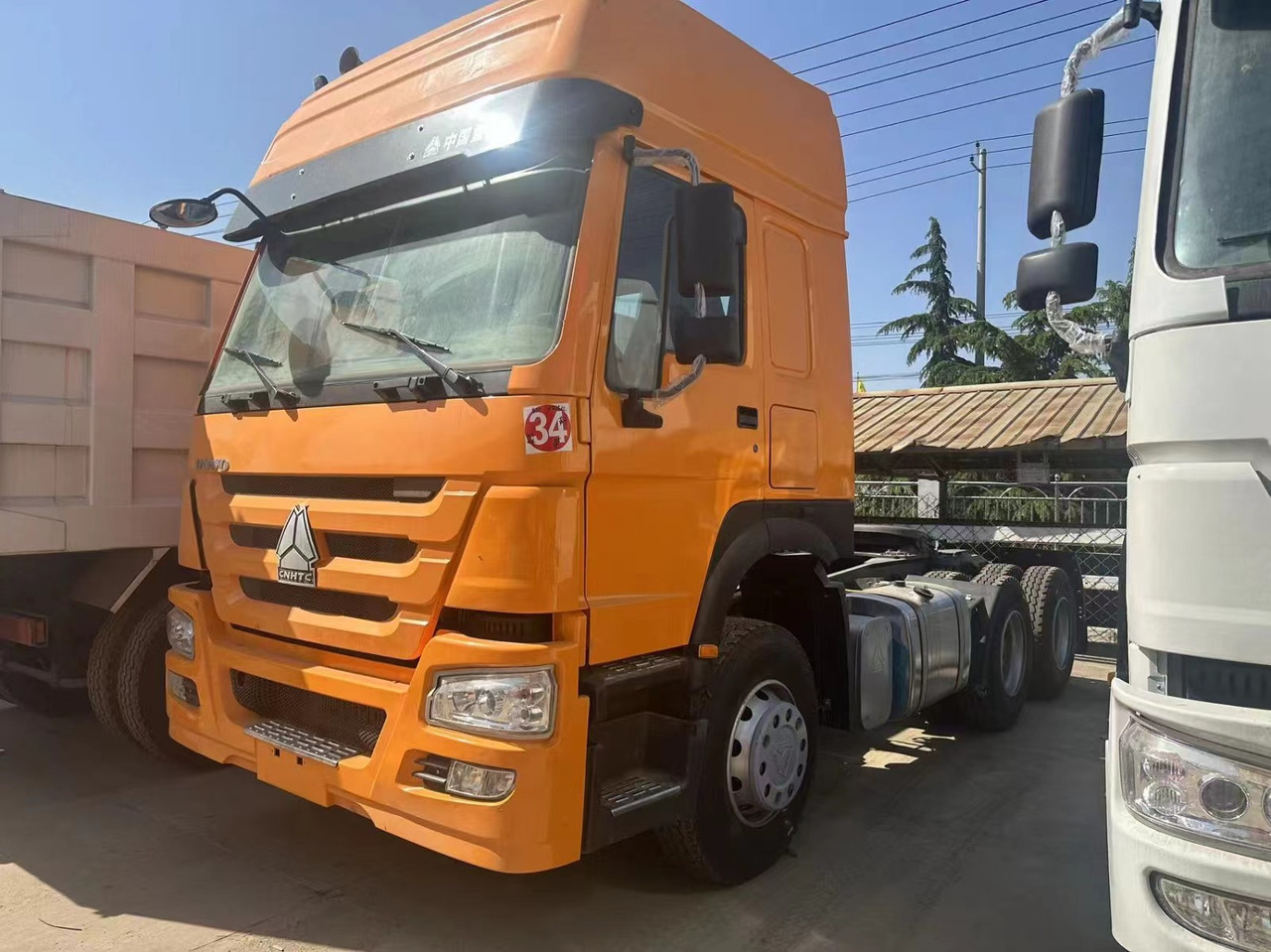 SINOTRUK HOWO 371 Tractor Unit Click for Discount - Autocarro ribaltabile: foto 3 SINOTRUK HOWO 371 Tractor Unit Click for Discount - Autocarro ribaltabile: foto 3