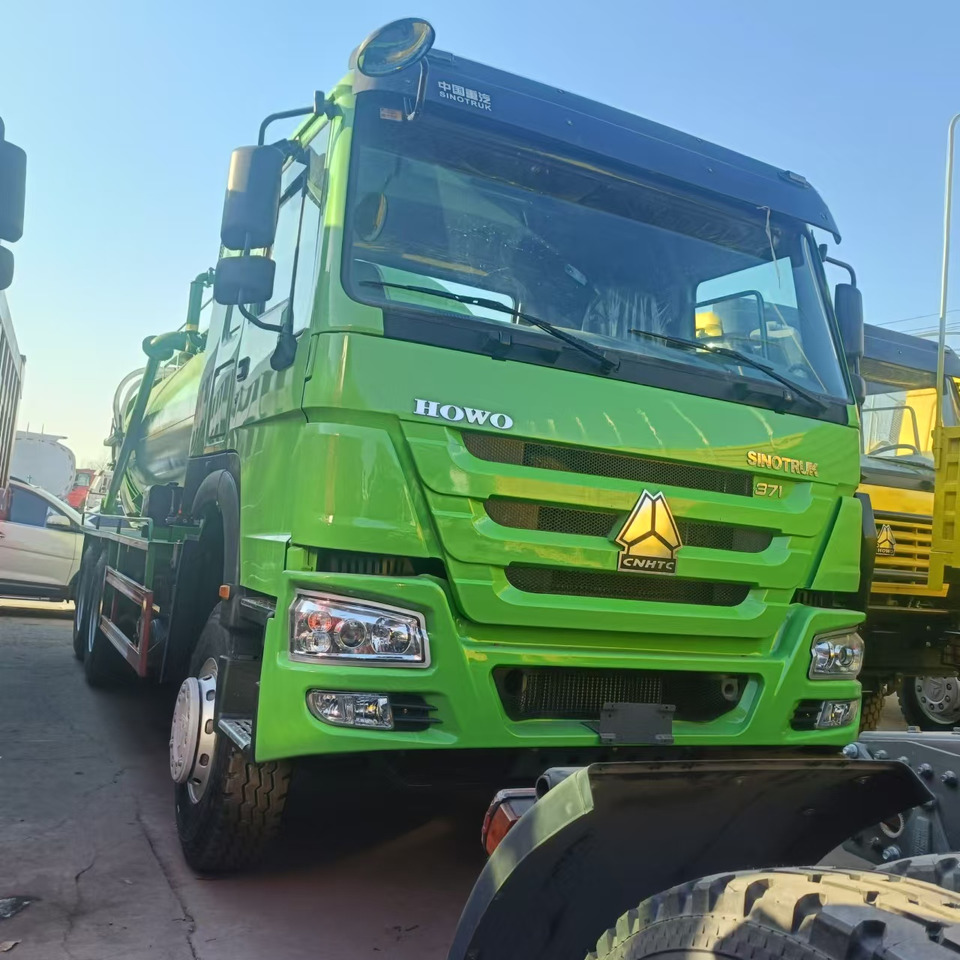 SINOTRUK HOWO Sewage Suction Truck 6*4 Click Here for Discount - Autospurgo: foto 1 SINOTRUK HOWO Sewage Suction Truck 6*4 Click Here for Discount - Autospurgo: foto 1